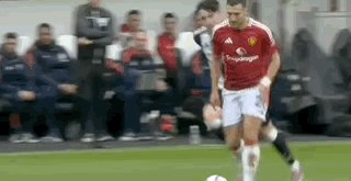 开云官网-【英超】巴恩斯双响托纳利破门，纽卡4比1大胜曼联！