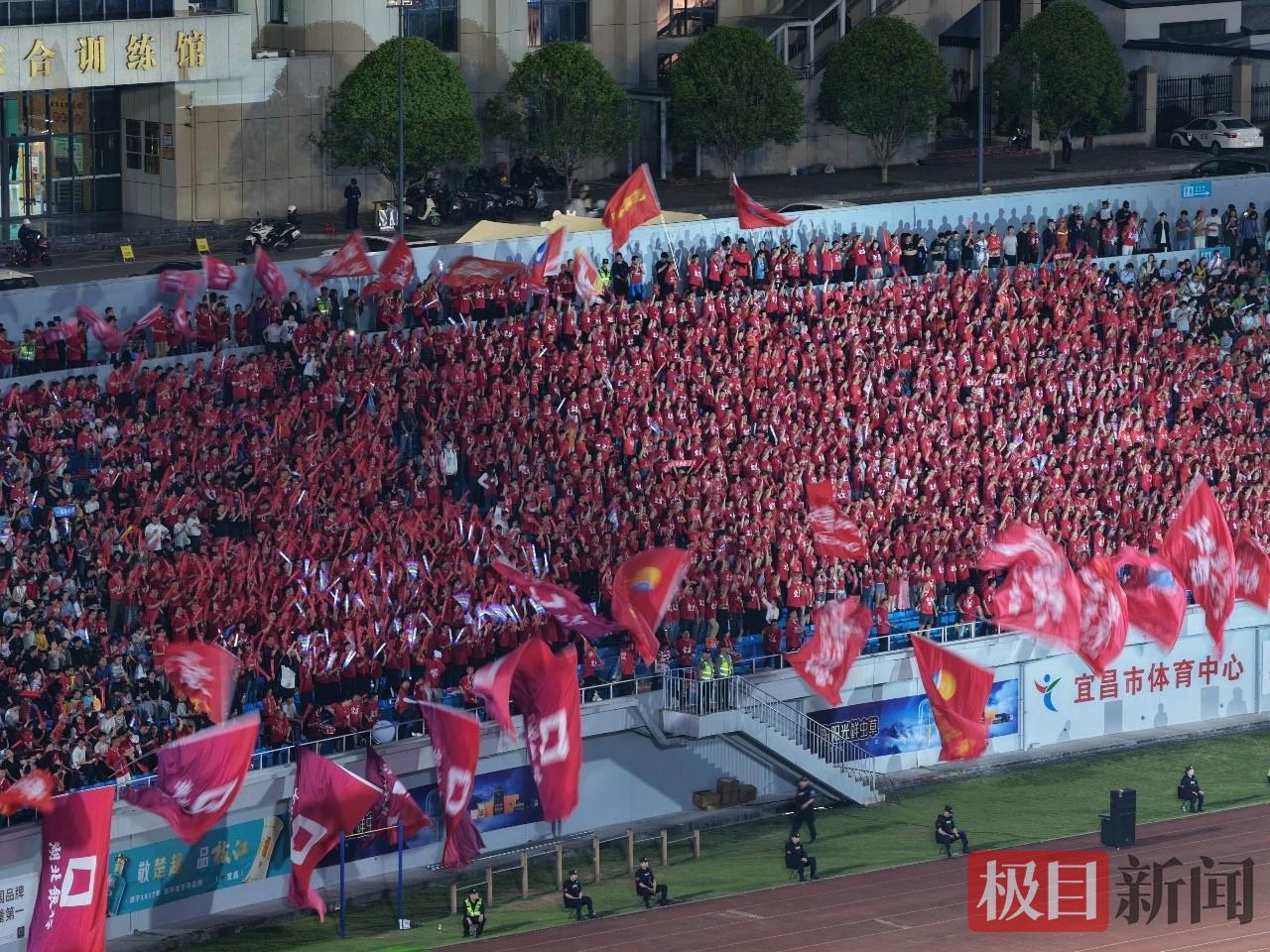 开云官网-许多人给这份“白卷”打满分，只因为宜昌干武汉差点干成